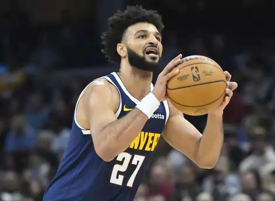 开云体育-关于穆雷新星重要助攻表现突出，公牛前途光明！的信息